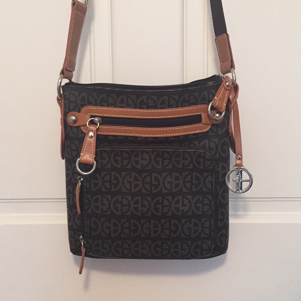 Giani Bernini crossbody purse